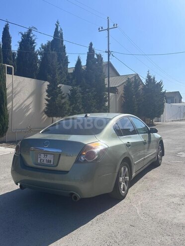 Nissan Altima-7