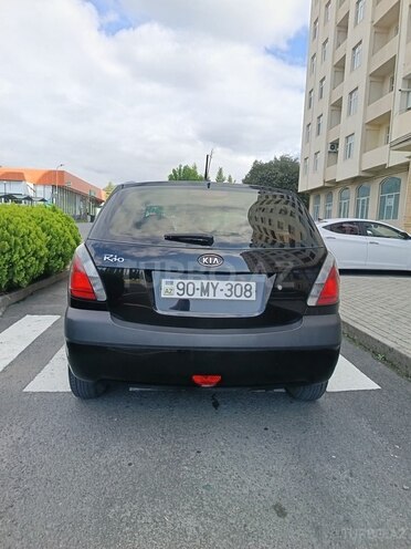 Kia Rio-4