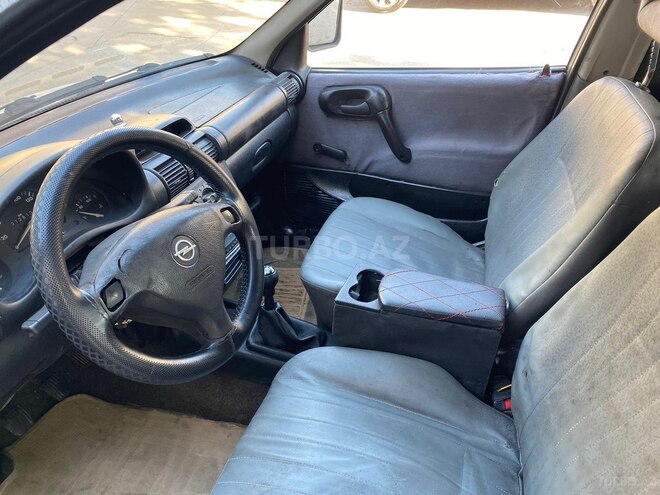 Opel Combo-6