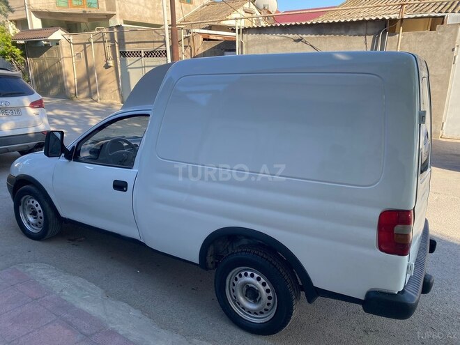 Opel Combo-4