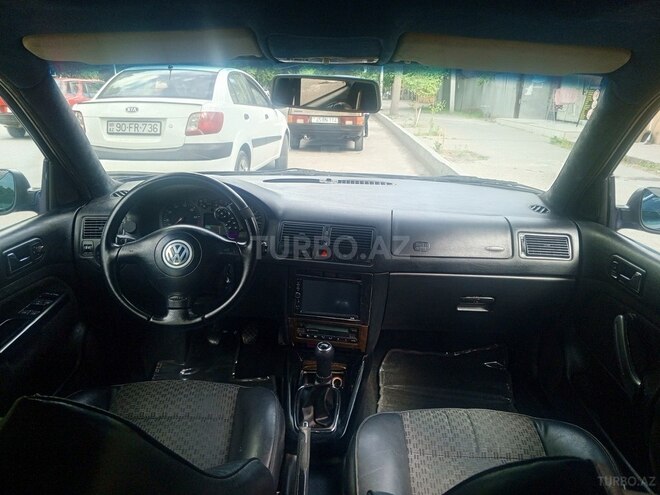 Volkswagen Golf-8