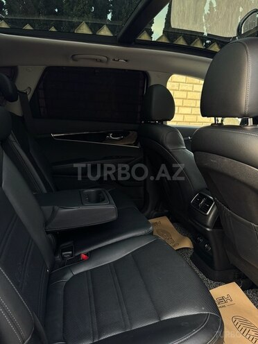 Kia Sorento-14