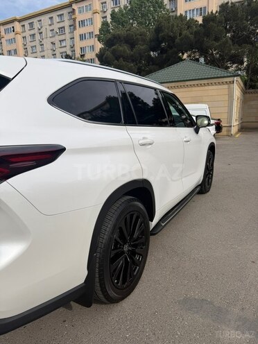 Toyota Highlander-8