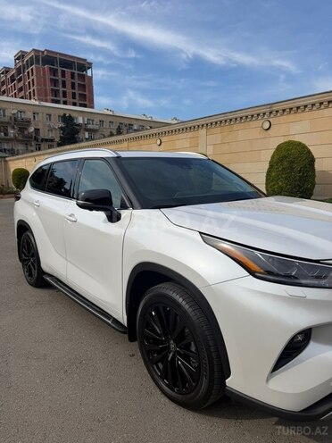 Toyota Highlander-5