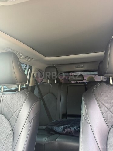 Toyota Highlander-13