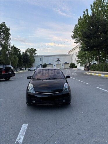 Toyota Prius-1