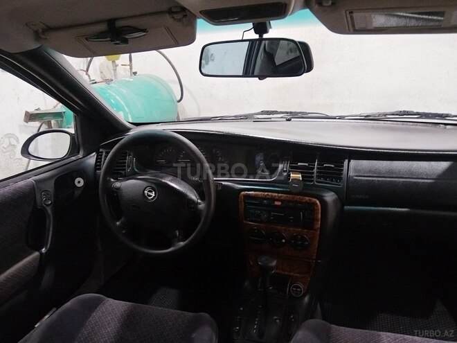 Opel Vectra-8