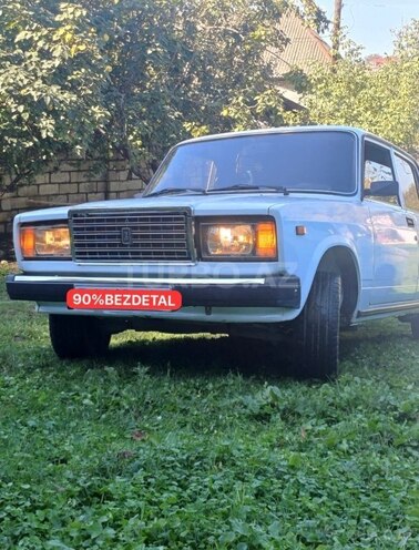 LADA (VAZ) 2107-1
