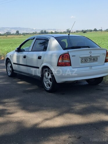 Opel Astra-3