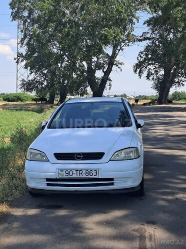 Opel Astra-2
