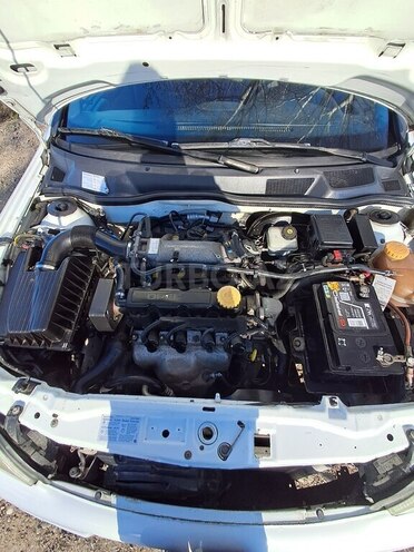 Opel Astra-8