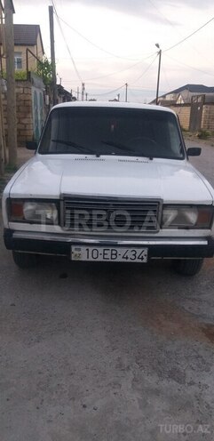 LADA (VAZ) 2107-1
