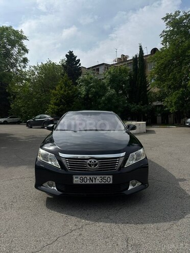 Toyota Camry-1