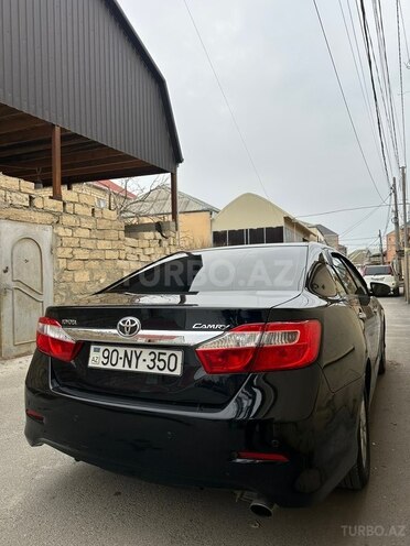 Toyota Camry-8