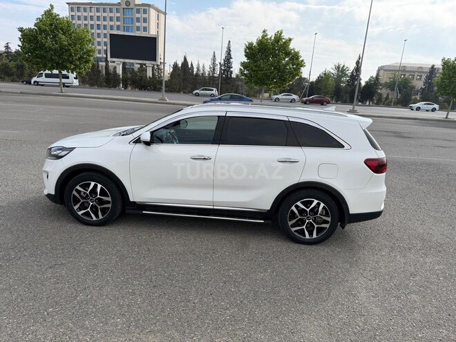 Kia Sorento-3