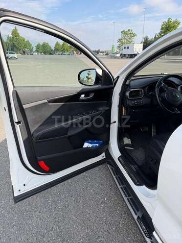 Kia Sorento-12