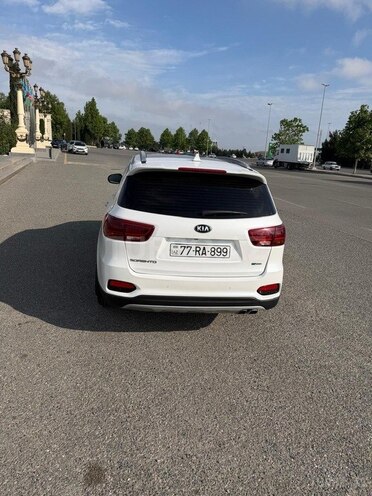 Kia Sorento-5