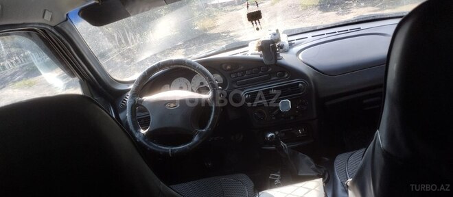 Chevrolet Niva-6