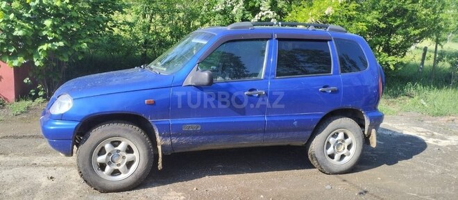 Chevrolet Niva-2
