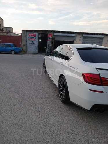 BMW 528-13