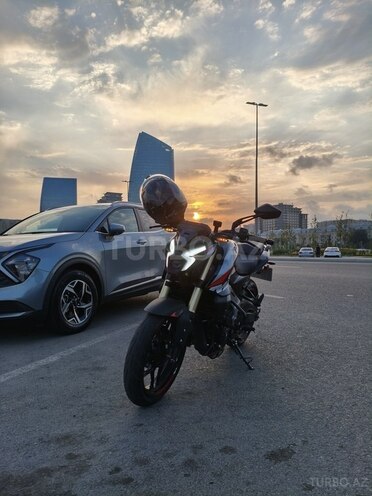 Bajaj Pulsar NS 400-1