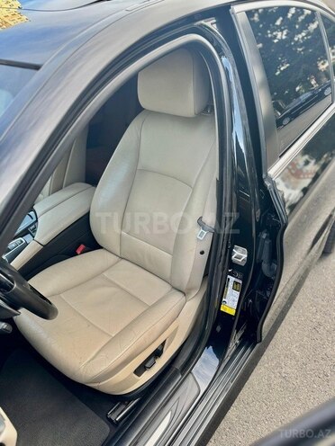 BMW 528-17
