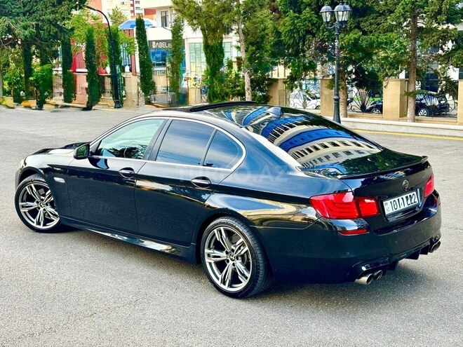 BMW 528-9