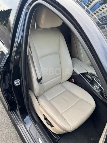 BMW 528-18
