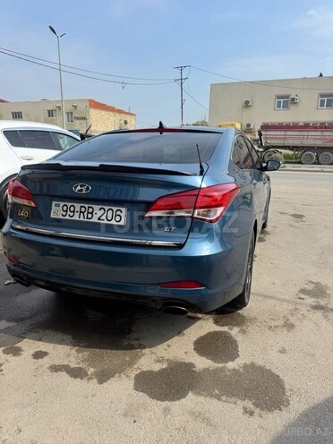 Hyundai i40-6