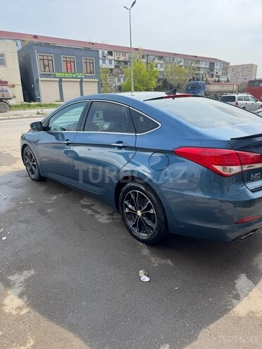Hyundai i40-5