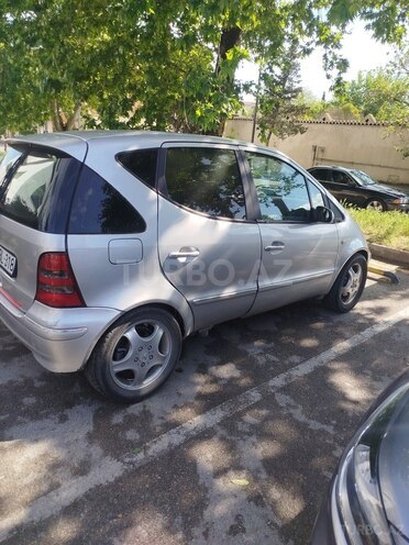 Mercedes A 190-3