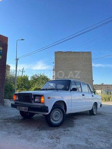 LADA (VAZ) 2107-1