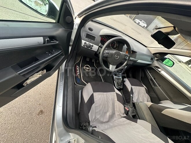 Opel Astra-10