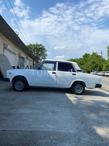 LADA (VAZ) 2107-4