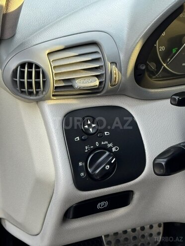 Mercedes C 230-8