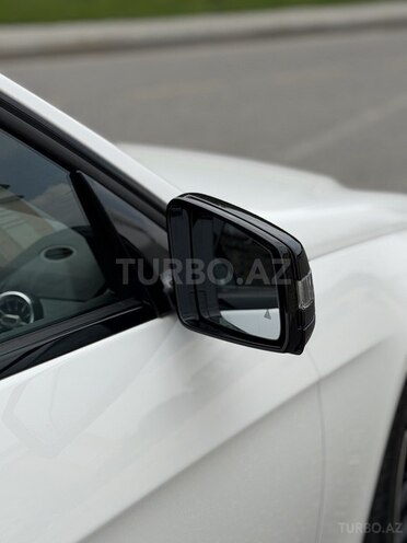 Mercedes E 220-8
