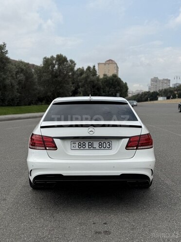 Mercedes E 220-4