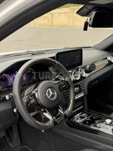 Mercedes E 220-10