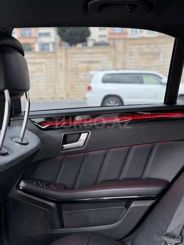 Mercedes E 220-14