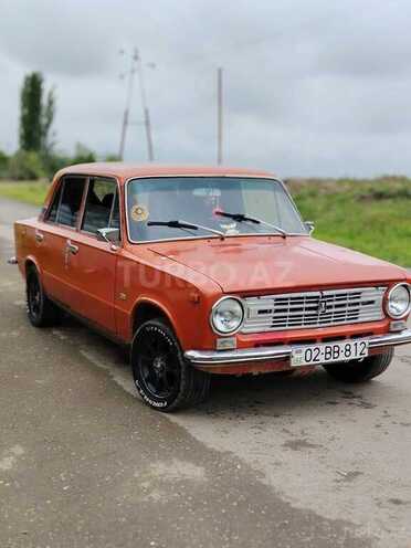 LADA (VAZ) 21011-1