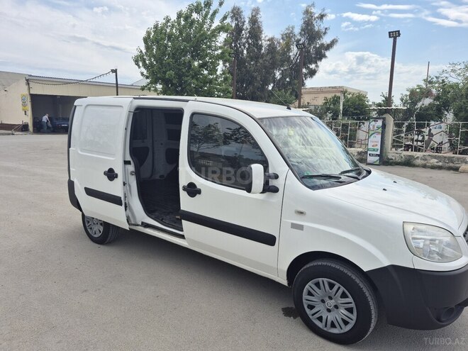 Fiat Doblo-8
