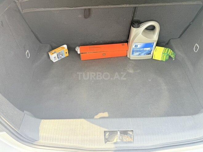 Opel Astra-10