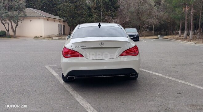 Mercedes CLA 250-3