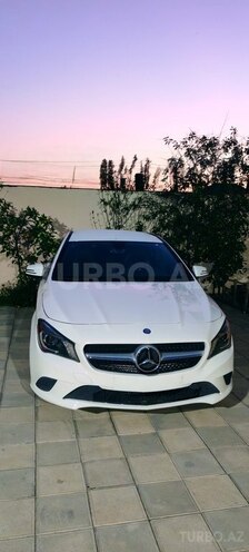 Mercedes CLA 250-8