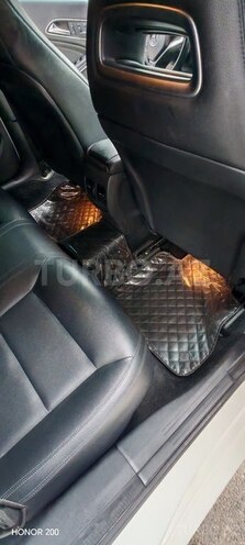 Mercedes CLA 250-6