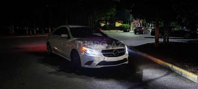 Mercedes CLA 250-13