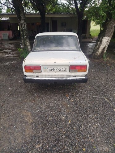 LADA (VAZ) 2107-2