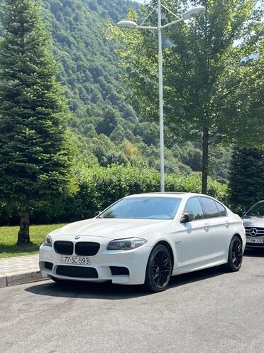 BMW 528-7