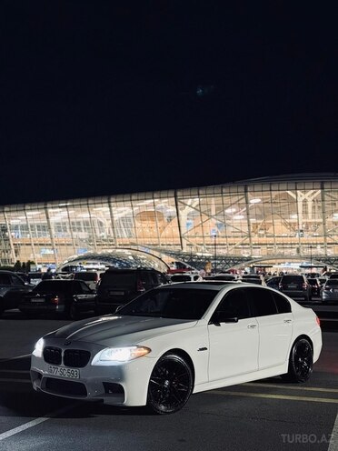 BMW 528-13
