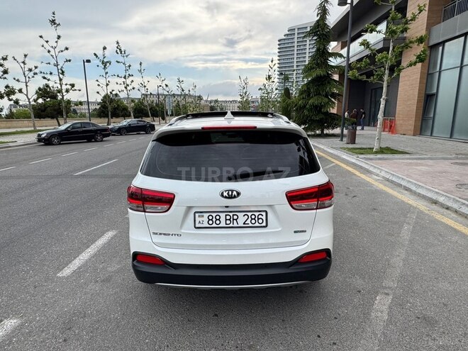 Kia Sorento-7